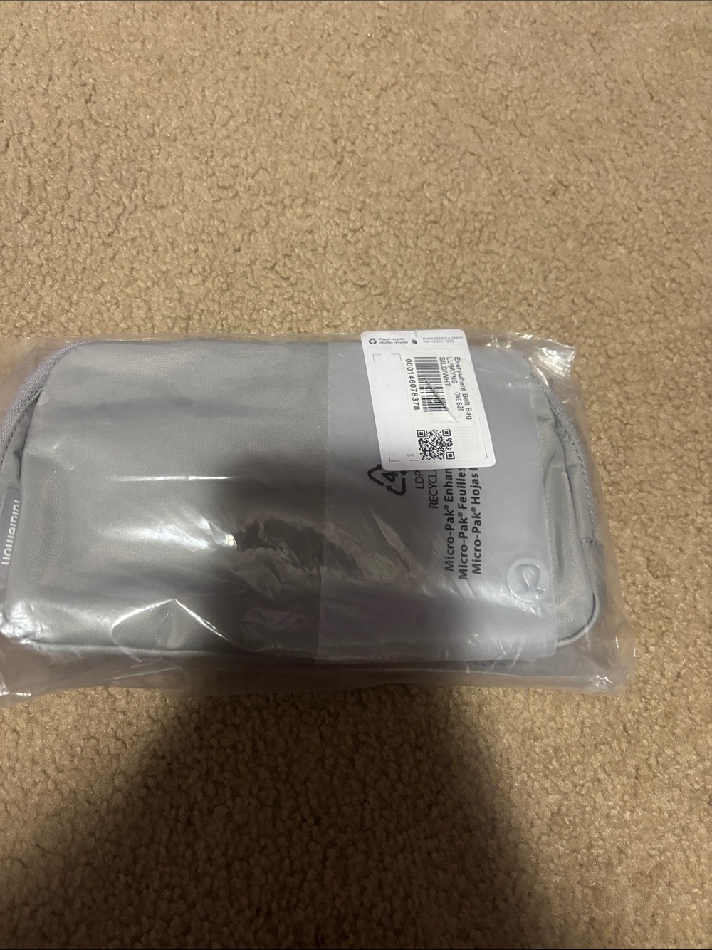 lululemon athletica light gray crossbody pouch